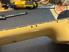 2000 Gibson Les Paul Custom Alpine White – Aged Patina, Ebony Board, Original Case