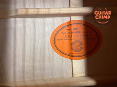 2001 Gibson Custom Shop Dove Antique Natural