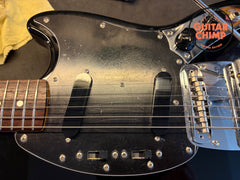 2002 Fender Japan MG69 ’69 Mustang Black | CIJ | Tweed Case | Excellent