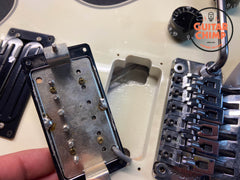 2005 Gibson Custom Shop Neal Schon Signature Les Paul Custom White