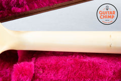 2000 Gibson Les Paul Custom Alpine White – Aged Patina, Ebony Board, Original Case