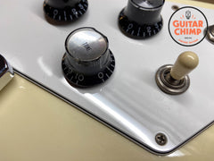 1997 Gibson Flying V '67 Reissue Classic White - OHSC – Ebony Board