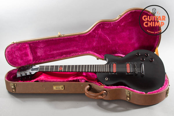 2003 Gibson les Paul Voodoo Black | Guitar Chimp