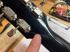 2007 Gibson Les Paul Standard Limited Edition Silverburst | Burstbucker Pro | Gibson Hard-Shell Case | Guitar Center Exclusive