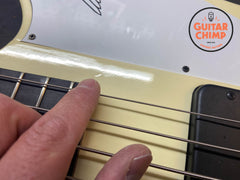 2005 Gibson Thunderbird IV Bass Classic White – 8 lbs 12 oz with Original Case