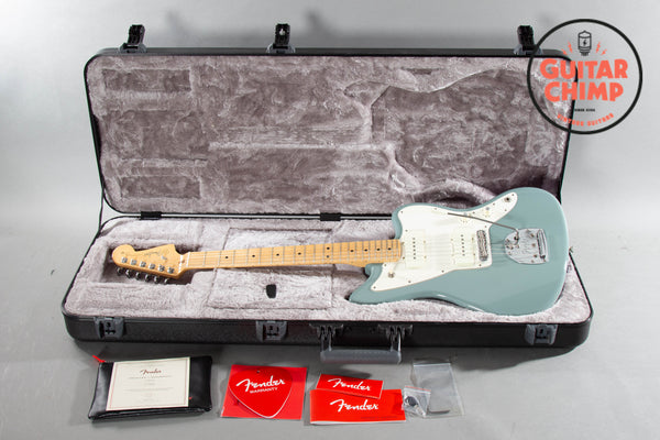 2017 Fender American Professional Jazzmaster Sonic Gray | Guitar Chimp