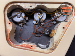 2000 Gibson Thunderbird IV Bass Guitar – Classic White with Original Case