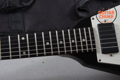 1995 Gibson Flying V ’67 Reissue Ebony w/ EMG 85/81 – Player-Grade Mod