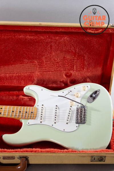 1997 Fender Yngwie Malmsteen Stratocaster ST71-140YM Daphne Blue