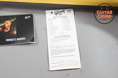 2005 Gibson Les Paul Vixen – Corona Yellow (Original Gig Bag)