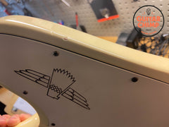 2001 Gibson Thunderbird Bass – White (Original Hard-Shell Case)