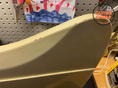 2001 Gibson Thunderbird Bass – White (Original Hard-Shell Case)