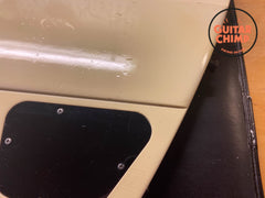 2001 Gibson Thunderbird Bass – White (Original Hard-Shell Case)