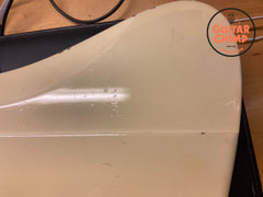 2001 Gibson Thunderbird Bass – White (Original Hard-Shell Case)