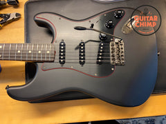 2020 Fender Japan Limited Hybrid II Noir Stratocaster Black | MIJ | Original | Gig Bag