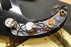 1974 Fender P Bass Fretless Olympic White Maple Fingerboard