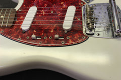 1966 Fender Mustang White -REFIN-