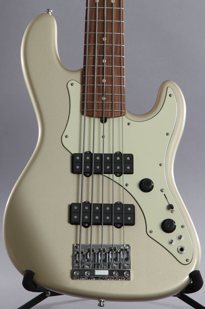 2003 Fender Roscoe Beck V 5 String Bass Guitar Shorline Gold