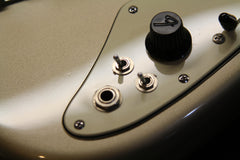 2003 Fender Roscoe Beck V 5 String Bass Guitar Shorline Gold