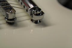 2013 Gibson Flying V Brendan Small Metalocalypse White Snow Falcon