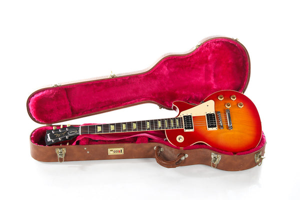 2000 Gibson Les Paul Classic Cherryburst | Guitar Chimp