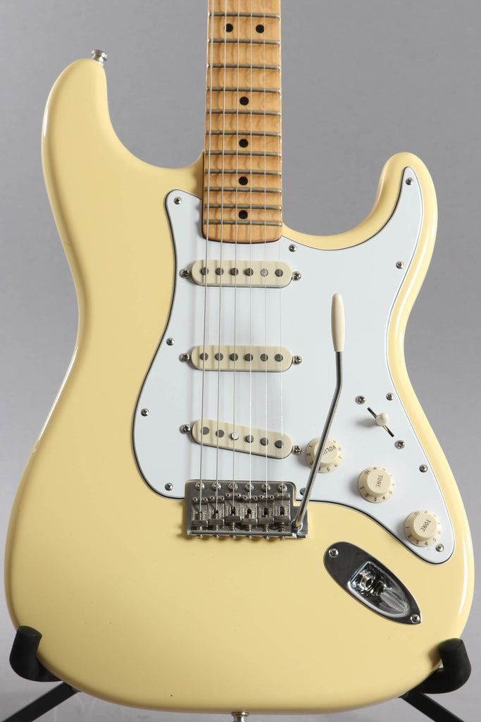 2003 Fender Artist Series Yngwie Malmsteen Stratocaster Aged White