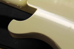 1987 Rickenbacker 4003 Bass Guitar White W/Black Binding