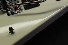 2011 Gibson Flying V Tremolo White -RARE-