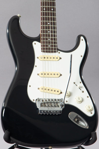 1986 Fender MIJ Japan Contemporary Stratocaster Black | Guitar Chimp