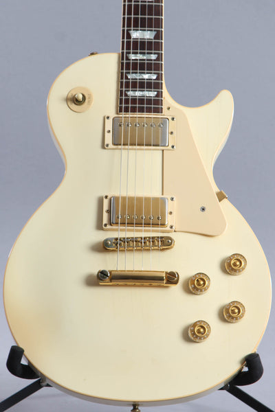 Gibson Les Paul ホワイト 1987 Gibson Les Paul Standard Alpine White ~Rare~ | Guitar Chimp