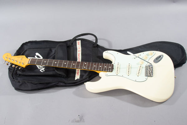 1997 Fender CIJ Japan '62 Stratocaster White | Guitar Chimp