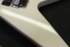 2011 Gibson Flying V Tremolo White -RARE-