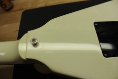 2011 Gibson Flying V Tremolo White -RARE-