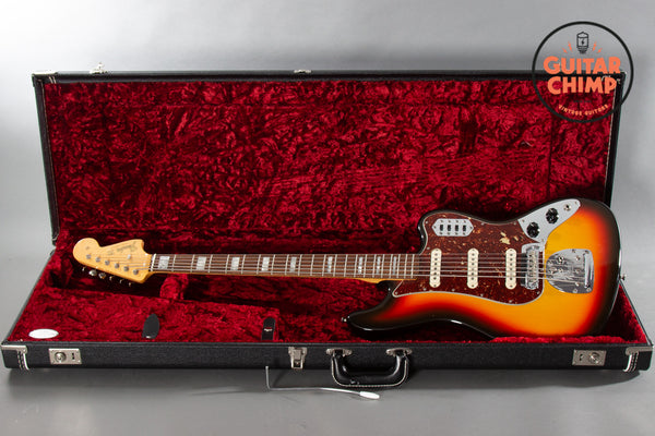 Fender Bass VI サンバースト 1973 Fender Bass VI - Sunburst - YouTube