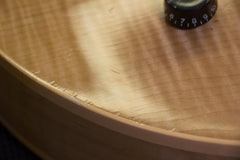 1992 Heritage H-575 Hollowbody Electric Guitar Natural