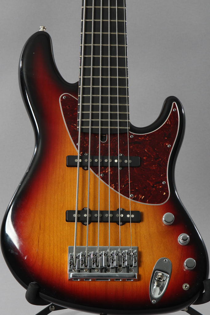2009 Fender Steve Bailey Jazz Bass VI 6-String 3-Color Sunburst