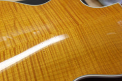 2005 Gibson Les Paul Supreme Trans Amber Flame Top