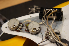 1988 Fender MIJ Japan ST62-55 ’62 Reissue Stratocaster Rebel Yellow