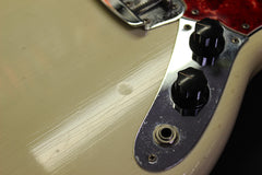 1975 Fender Duo-Sonic II Olympic White