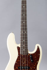 2006 Fender American Vintage '62 AVRI Jazz Bass Vintage White