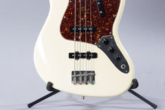 2006 Fender American Vintage '62 AVRI Jazz Bass Vintage White