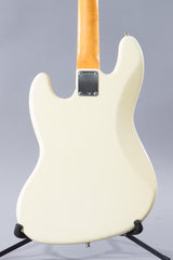 2006 Fender American Vintage '62 AVRI Jazz Bass Vintage White