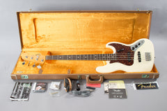 2006 Fender American Vintage '62 AVRI Jazz Bass Vintage White