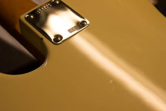 2006 Fender American Vintage '62 AVRI Jazz Bass Vintage White