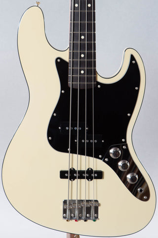 2010 Fender AJB Aerodyne Jazz Bass Vintage White