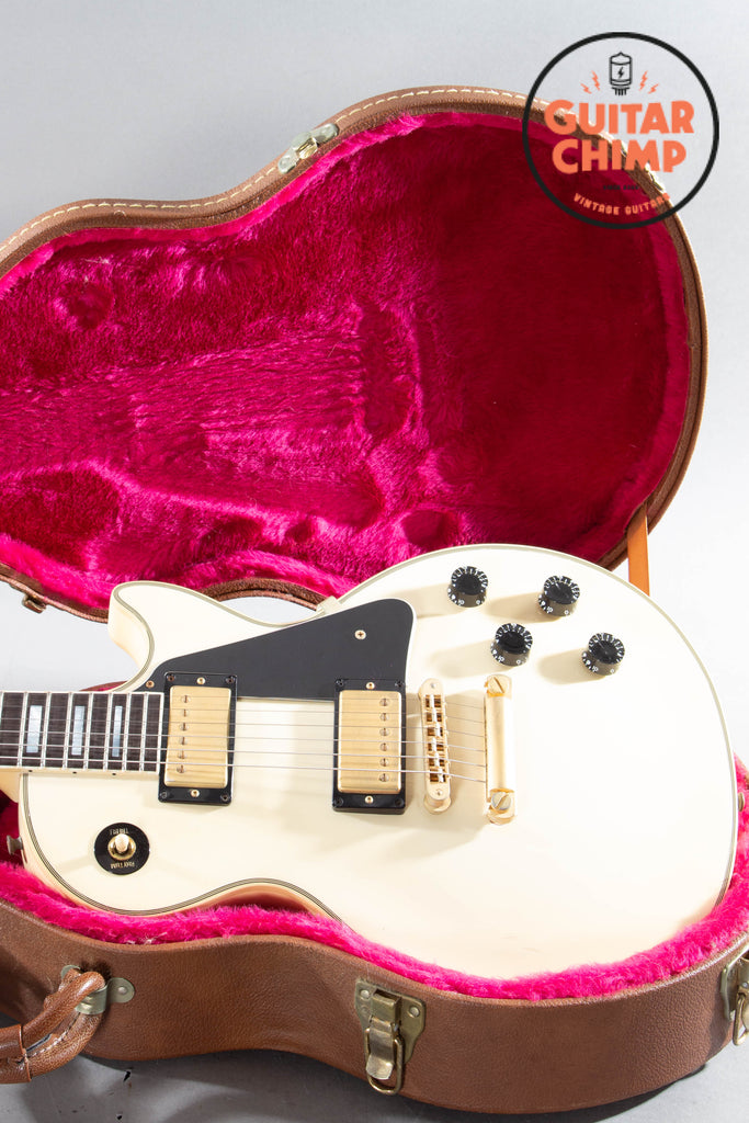 2000 Gibson Les Paul Custom Alpine White – Aged Patina, Ebony Board, Original Case