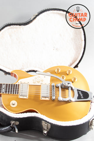 2008 Gibson Les Paul LP-295 Goldtop Bigsby OHSC Guitar of the Month