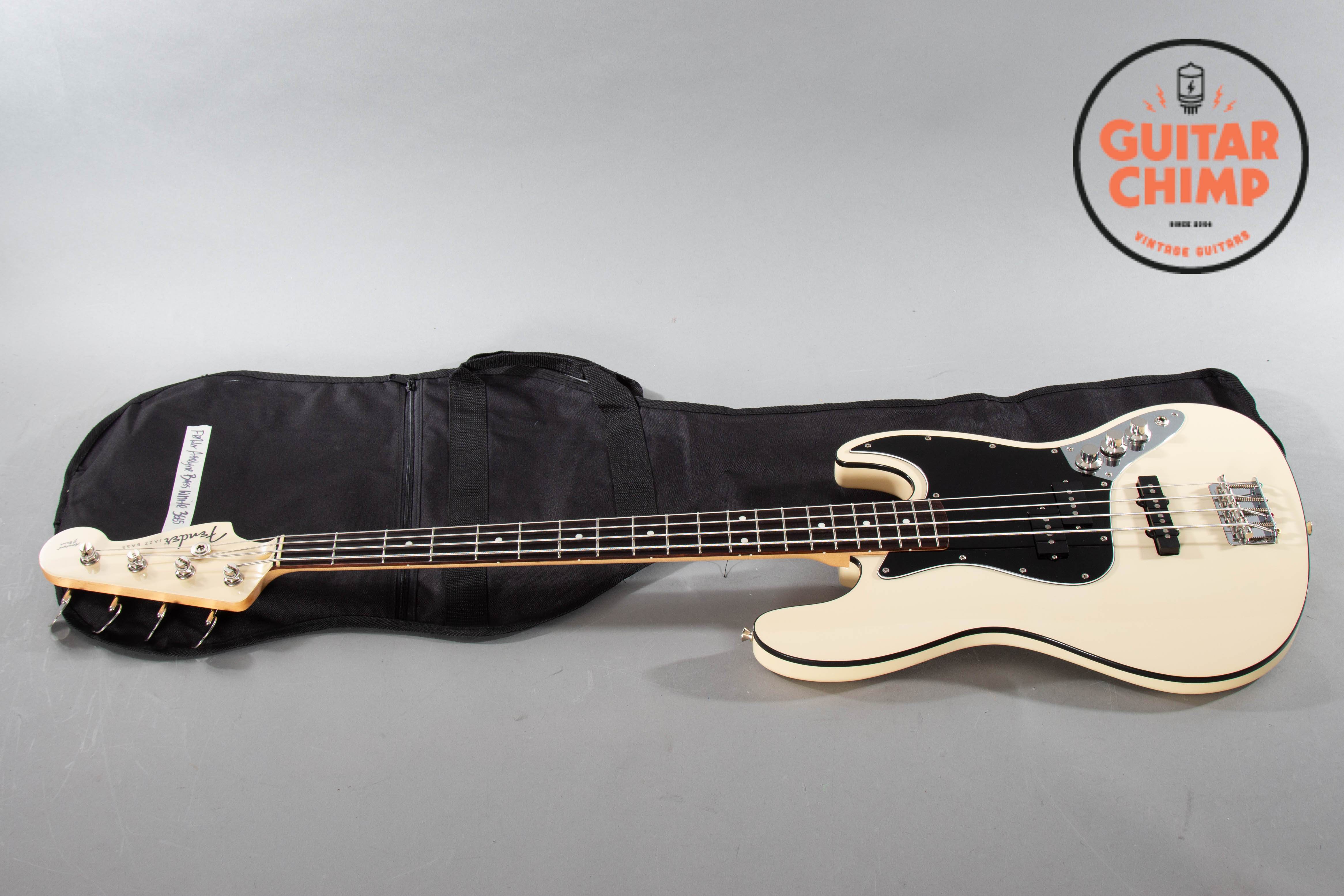 予約発売FENDER JAPAN AJB-66 AERODYNE Jazz Bass エアロダイン ジャズベース ホワイト系 純正ギグケース付 フェンダー