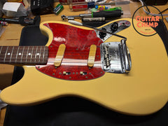 1995 Fender Japan MIJ MG69 '69 Mustang Vintage White FujiGen Tweed HSC