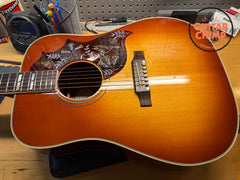 2007 Gibson Hummingbird Heritage Cherry Sunburst LR Baggs w/ OHSC